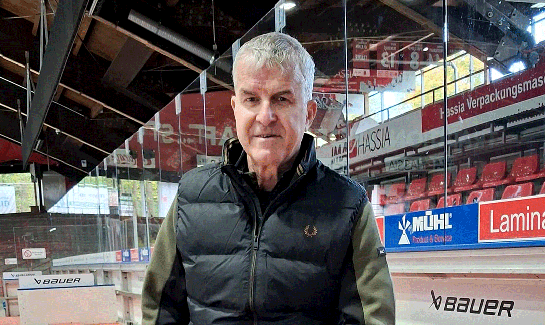 Heute in der WZ: 40 Jahre später: Mark Elwood zurück bei den Roten Teufeln