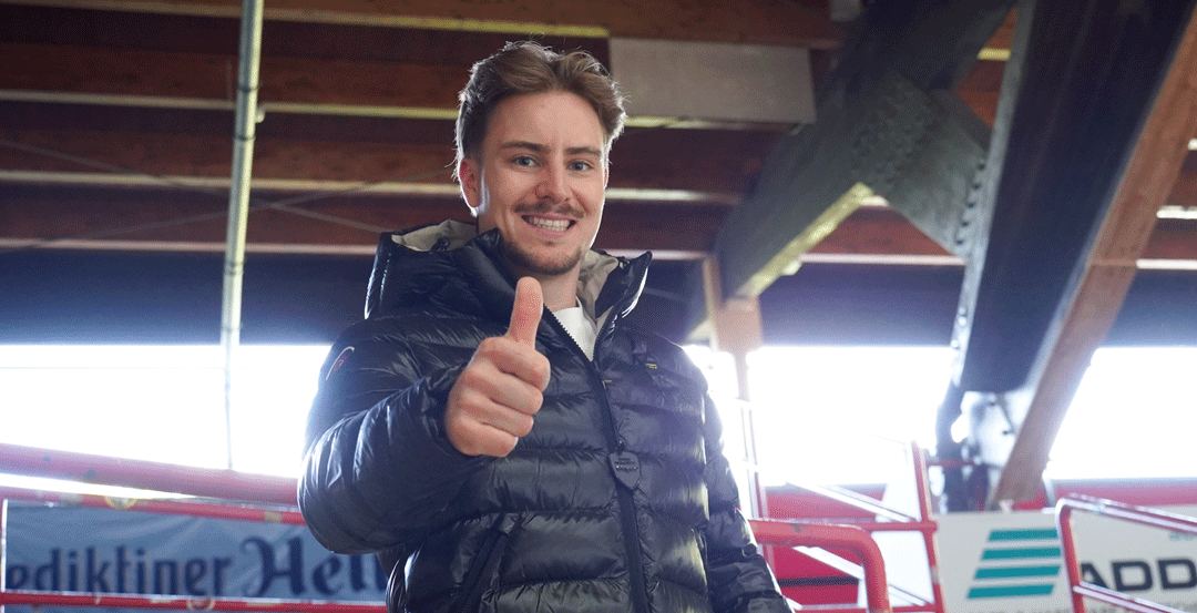 Xaver Tippmann feiert in Crimmitschau sein Debüt