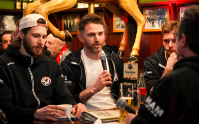 Ehrlicher Austausch in intensiver Phase – Fan-Talk in Willy’s Pub